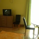 Penzion Hatarmenti Vendeghaz 3*