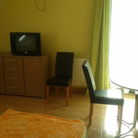 Гостевой дом Hatarmenti Vendeghaz 3*